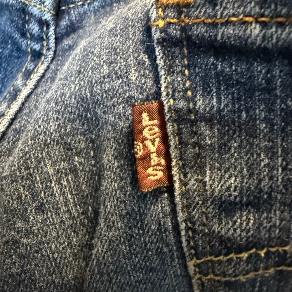 Women's boot cut Blue Jeans by Levi - Picture 4 of 4